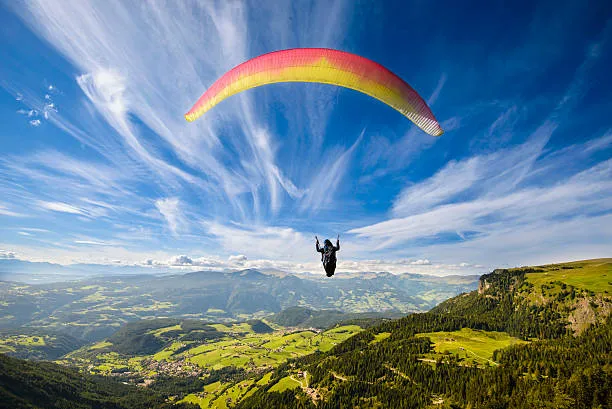 Sellette et voile parapente quasi neuves reconditionnées disponibles à l'achat